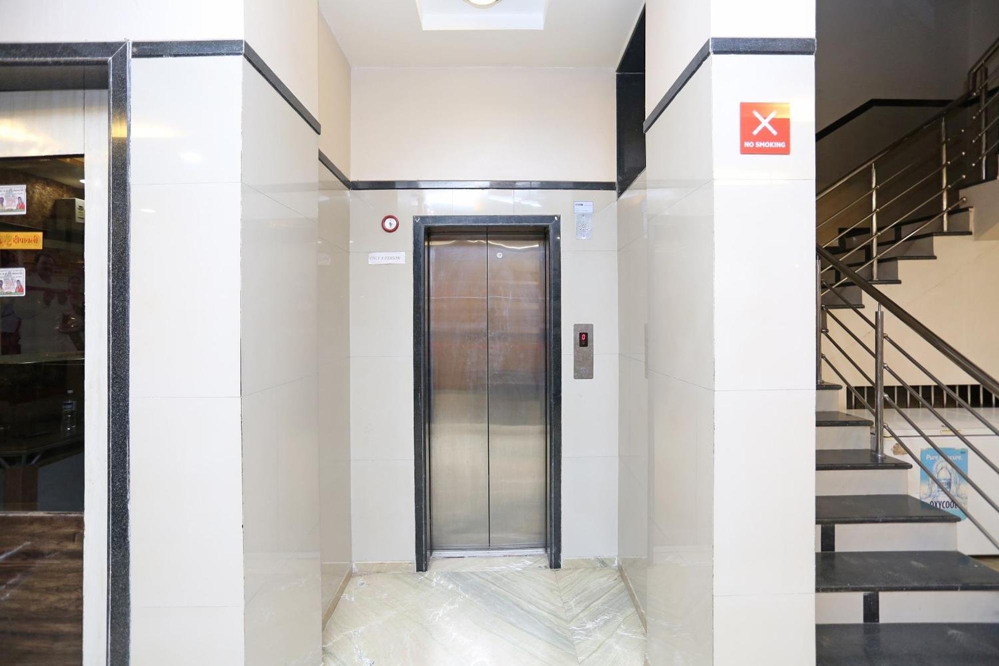 Spot On Hotel Sai Pancham Shirdi Buitenkant foto